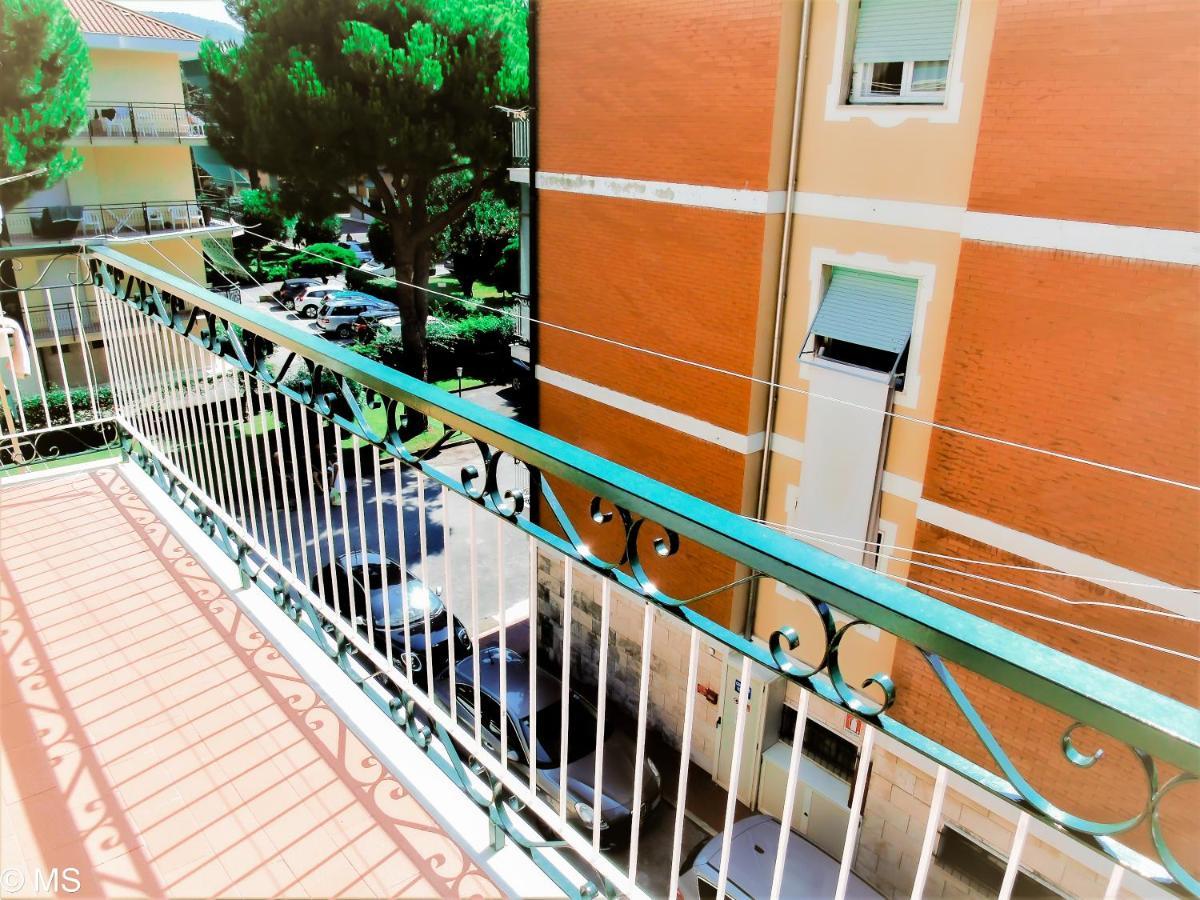 Pietra Home, Posto Auto, Ac ,Wifi, 150Mt Dal Mare Пьетра-Лигуре Экстерьер фото